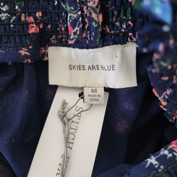 skies are blue shoulder blouse size Medium - Picture 6 of 8